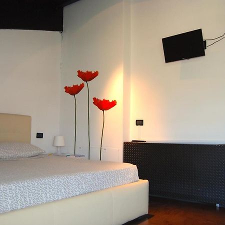 Le Vele Affittacamere Desenzano del Garda Exterior foto